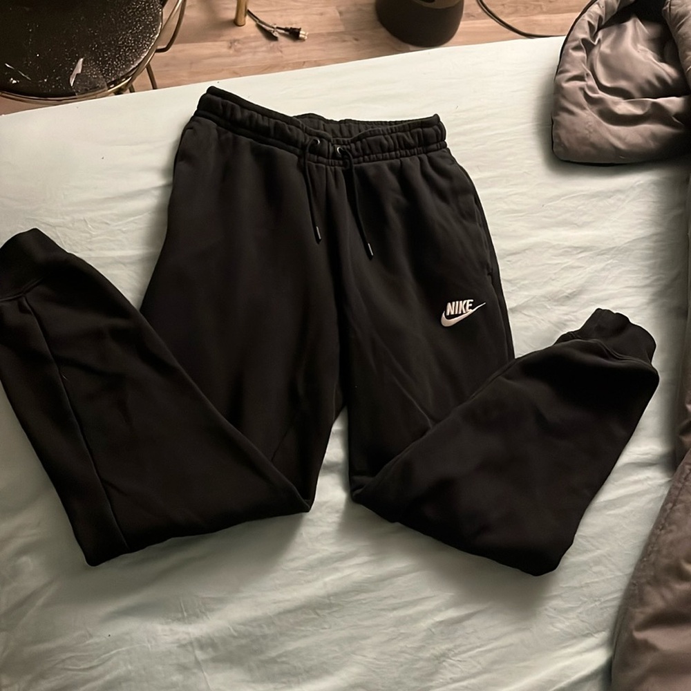 Nike joggers